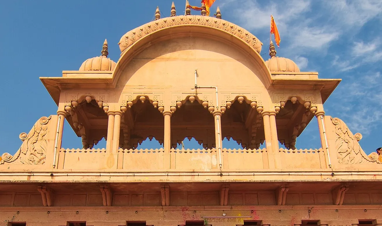 Shriji's chhatri under a Holi-morning sky