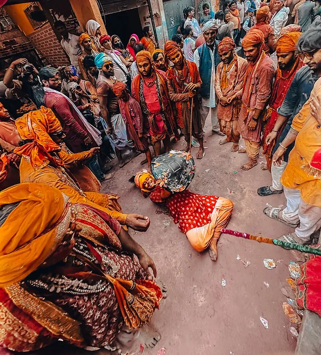 Lathmar Holi in the lanes of Barsana