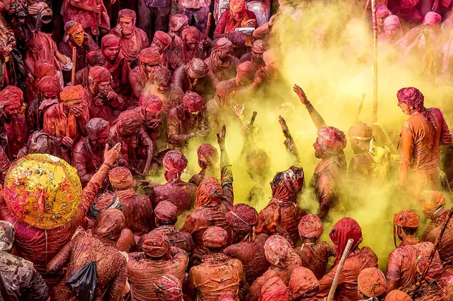Samaj: the Holi songs sung in the temple