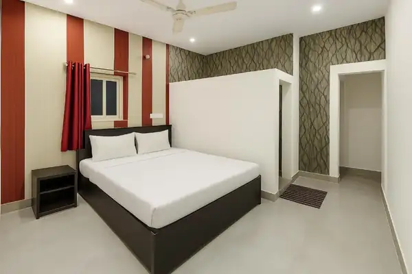 Radhika Guest House