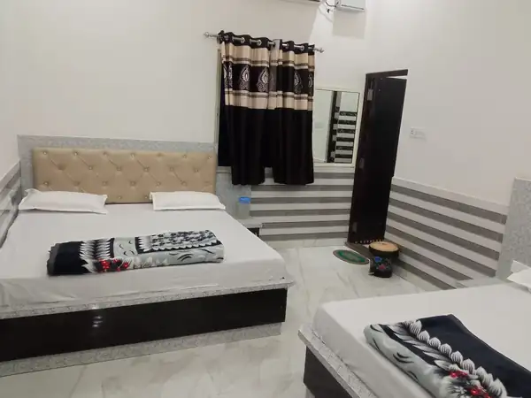 Shorya's Guest House